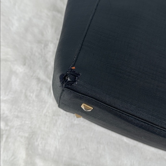 Dagne Dover Elegant Black Legend Signature Tote Bag - Picture 15 of 16